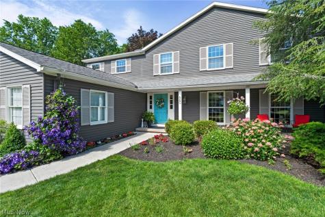 560 Marvis Drive Bay Village OH 44140