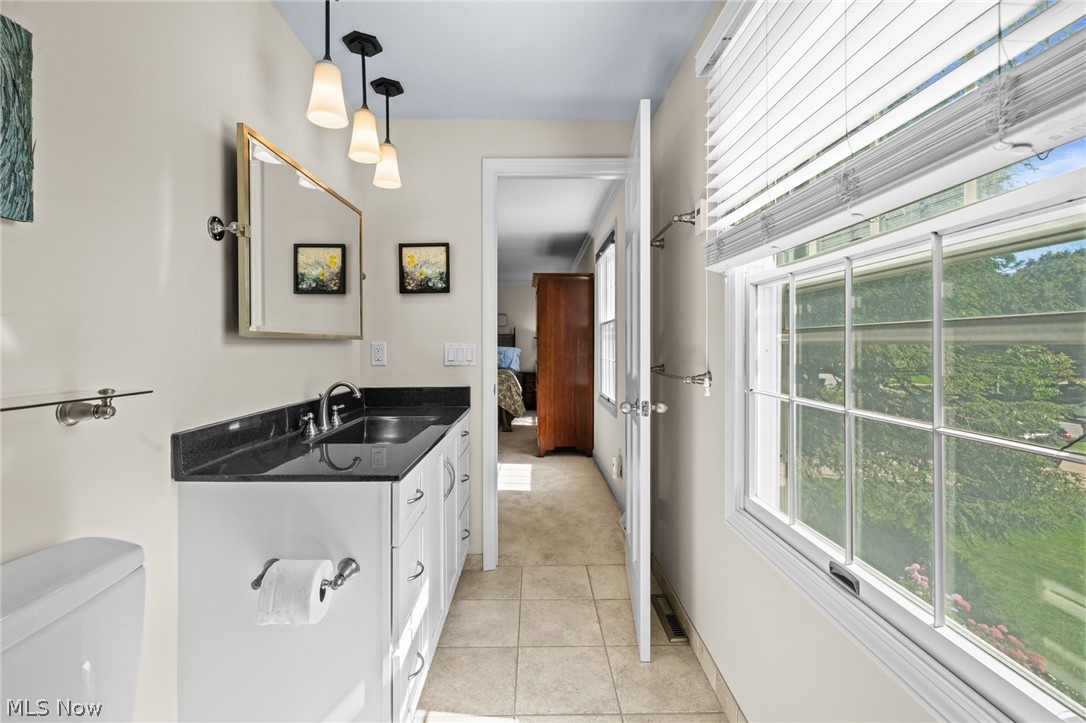 560 Marvis Drive Bay Village OH 44140