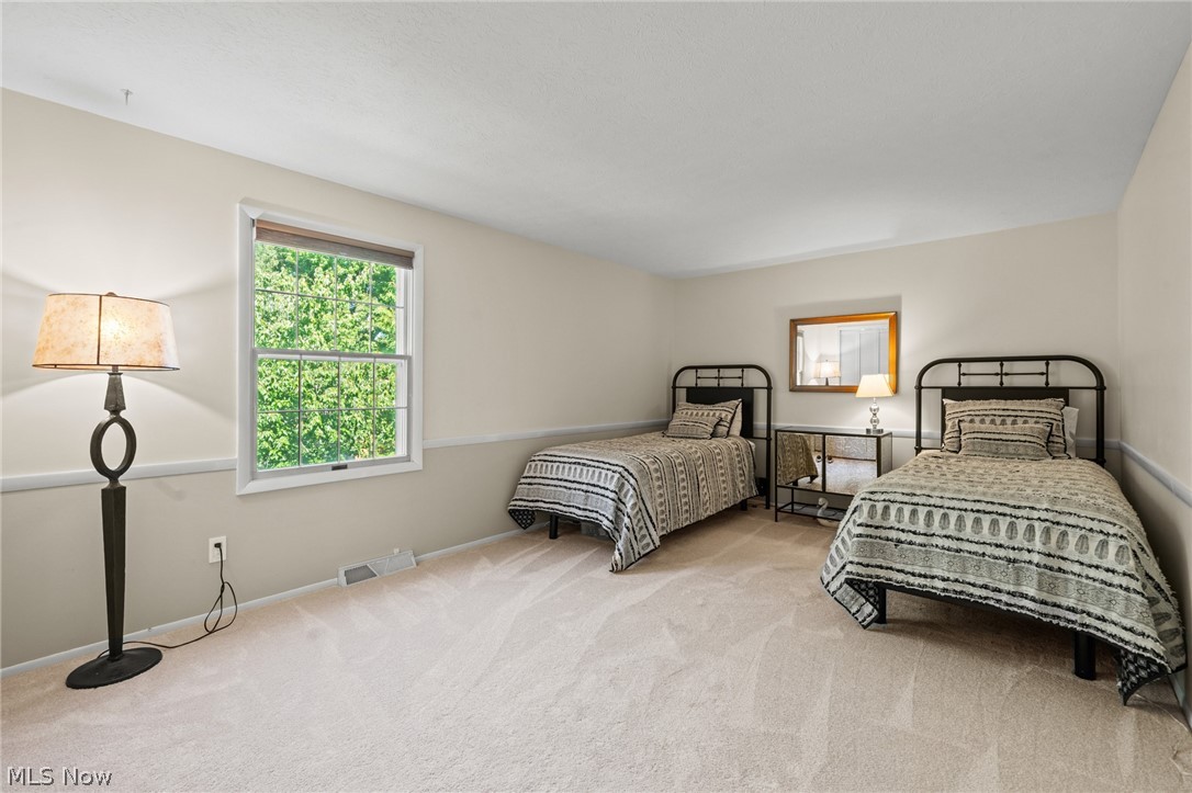 560 Marvis Drive Bay Village OH 44140