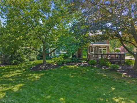 560 Marvis Drive Bay Village OH 44140