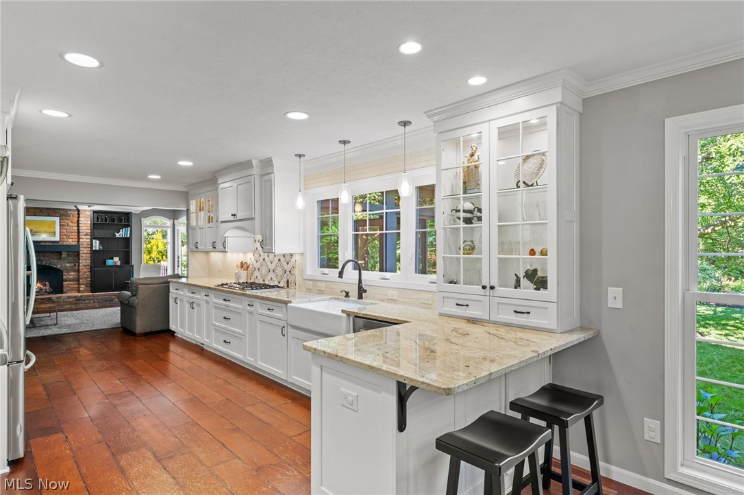560 Marvis Drive Bay Village OH 44140
