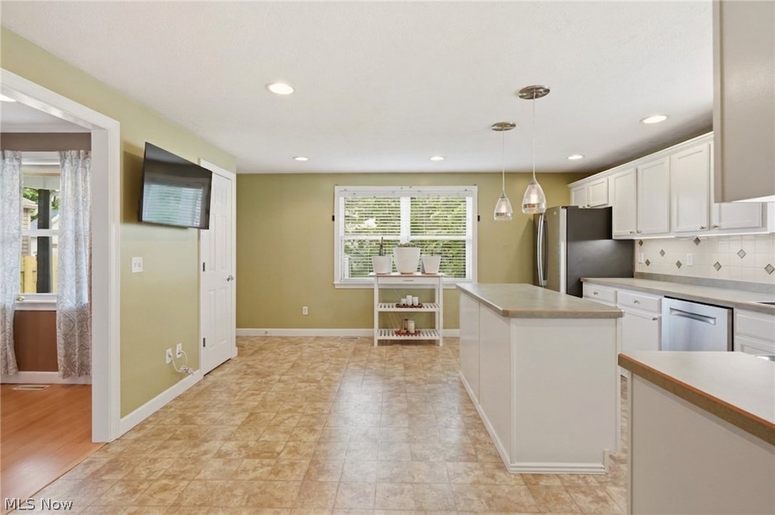 38235 Woodside Avenue Willoughby OH 44094