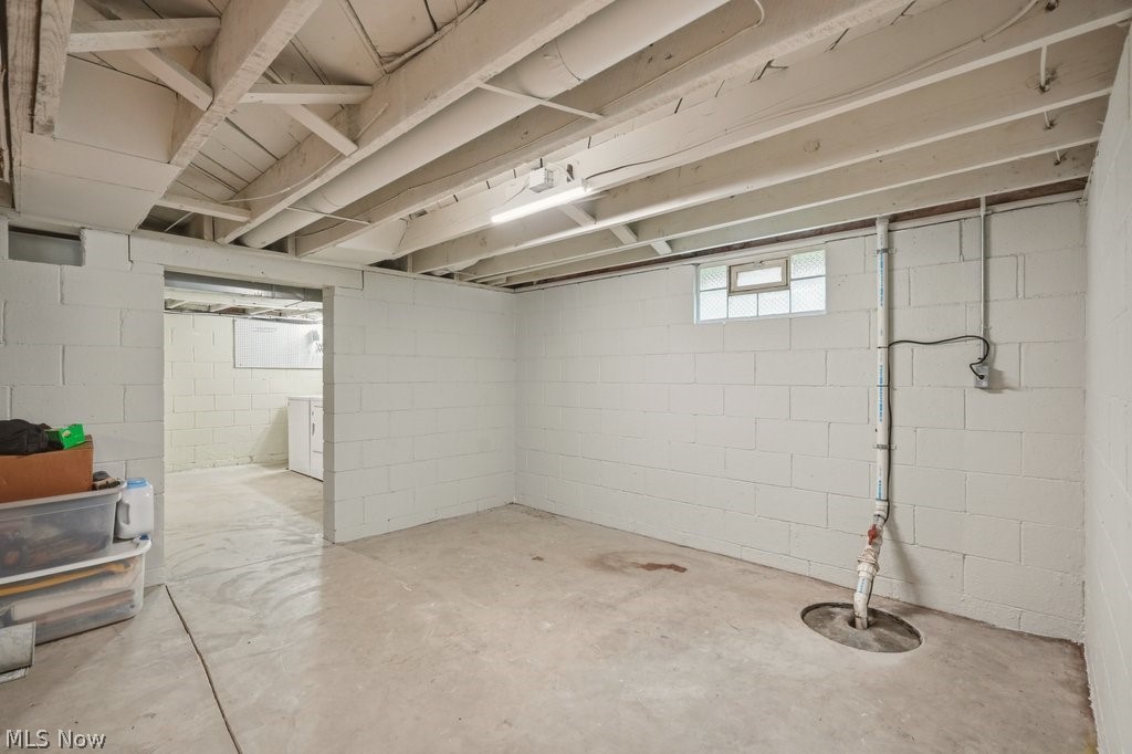 38235 Woodside Avenue Willoughby OH 44094