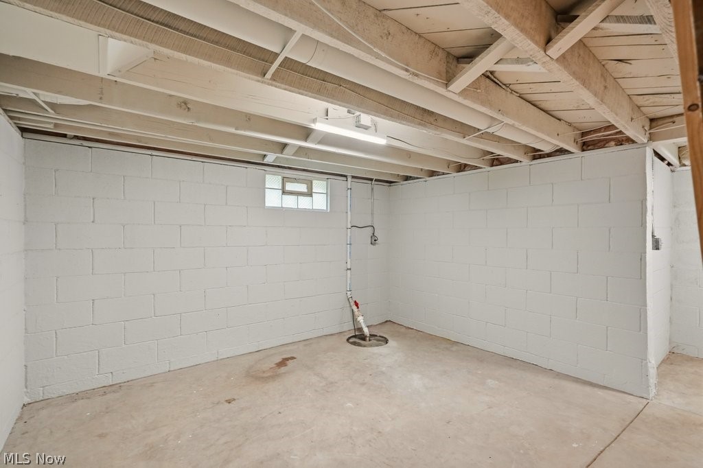 38235 Woodside Avenue Willoughby OH 44094