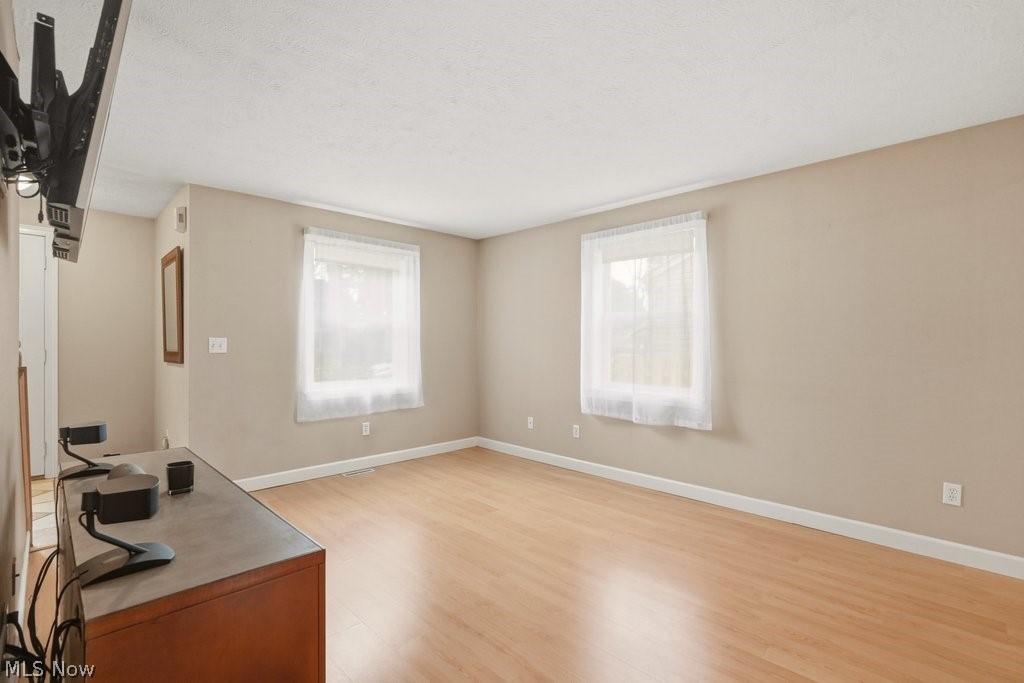 38235 Woodside Avenue Willoughby OH 44094