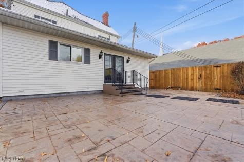 524 6th Street Marietta OH 45750