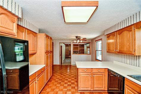 11937 Basswood Avenue NW Uniontown OH 44685