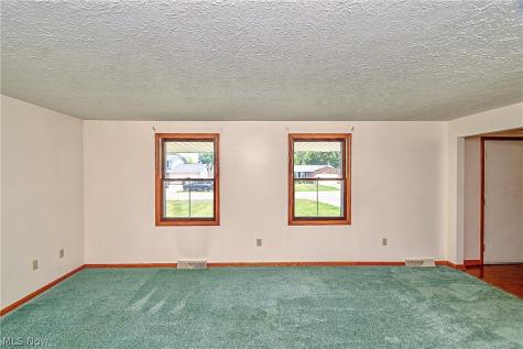 11937 Basswood Avenue NW Uniontown OH 44685