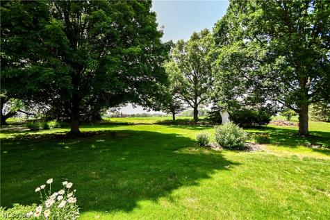 11937 Basswood Avenue NW Uniontown OH 44685
