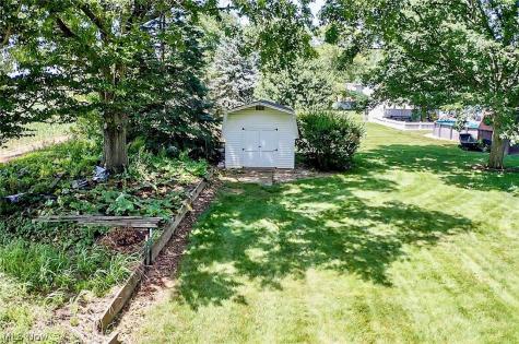 11937 Basswood Avenue NW Uniontown OH 44685