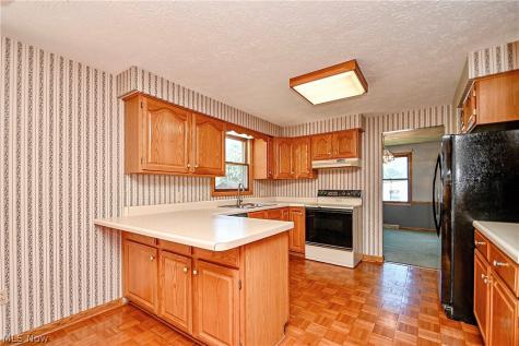 11937 Basswood Avenue NW Uniontown OH 44685