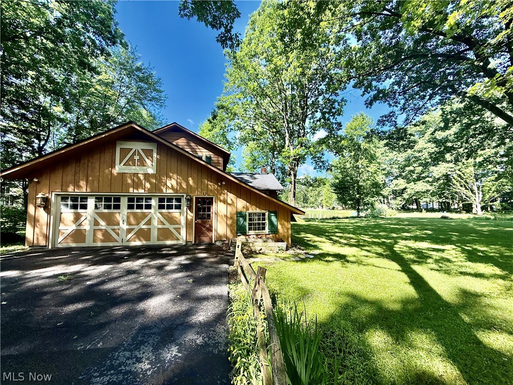 17956 Elliott Drive Chagrin Falls OH 44023