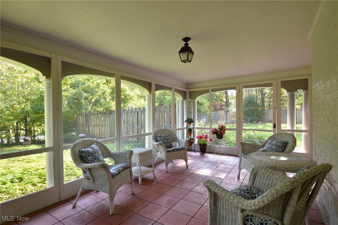 2887 Kingsley Road Shaker Heights OH 44122