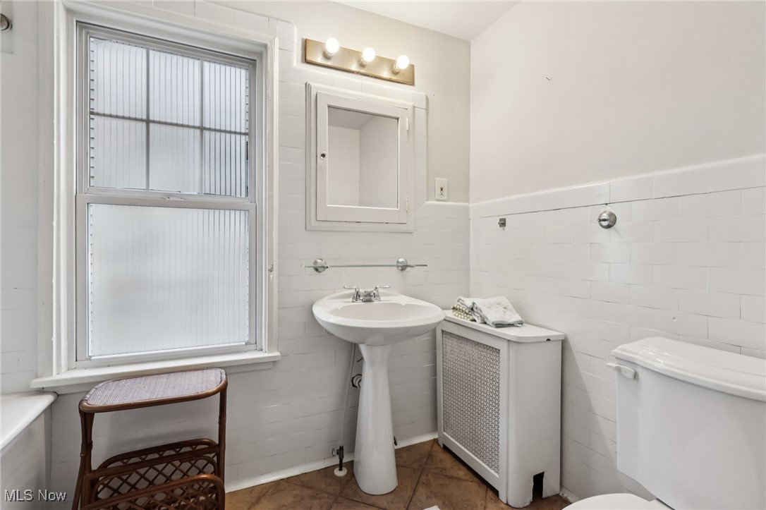 3054 E Overlook Road Cleveland Heights OH 44118