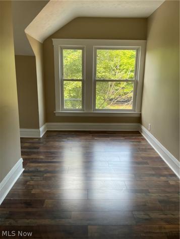 1101 Laurel Avenue Akron OH 44307