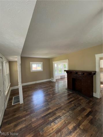 1101 Laurel Avenue Akron OH 44307
