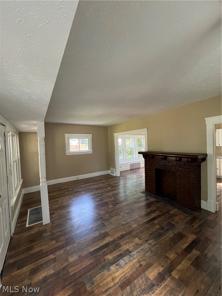 1101 Laurel Avenue Akron OH 44307