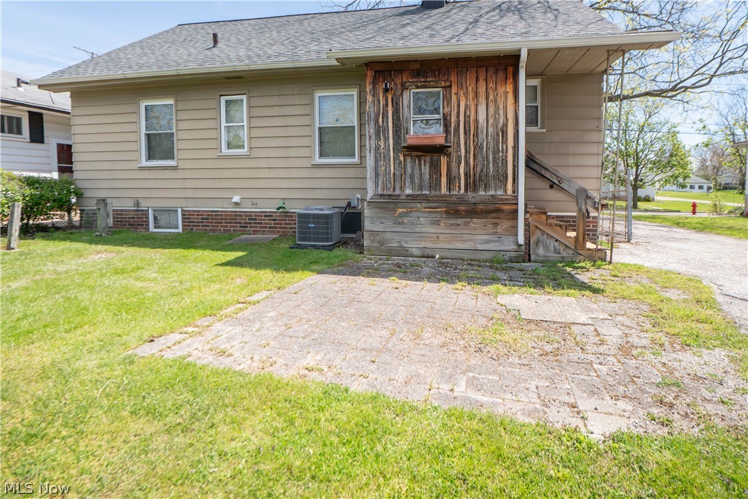 94 Avalon Drive Bedford OH 44146