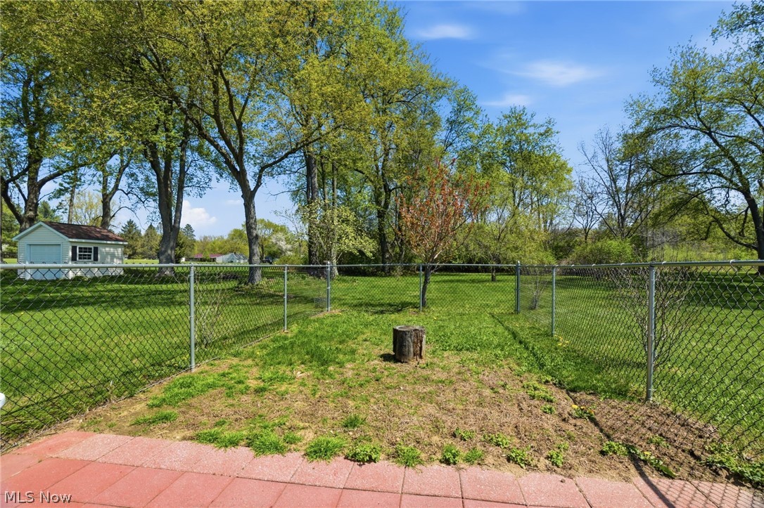 7288 Fieldstone Avenue Conneaut OH 44030