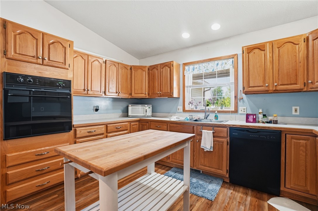 7288 Fieldstone Avenue Conneaut OH 44030