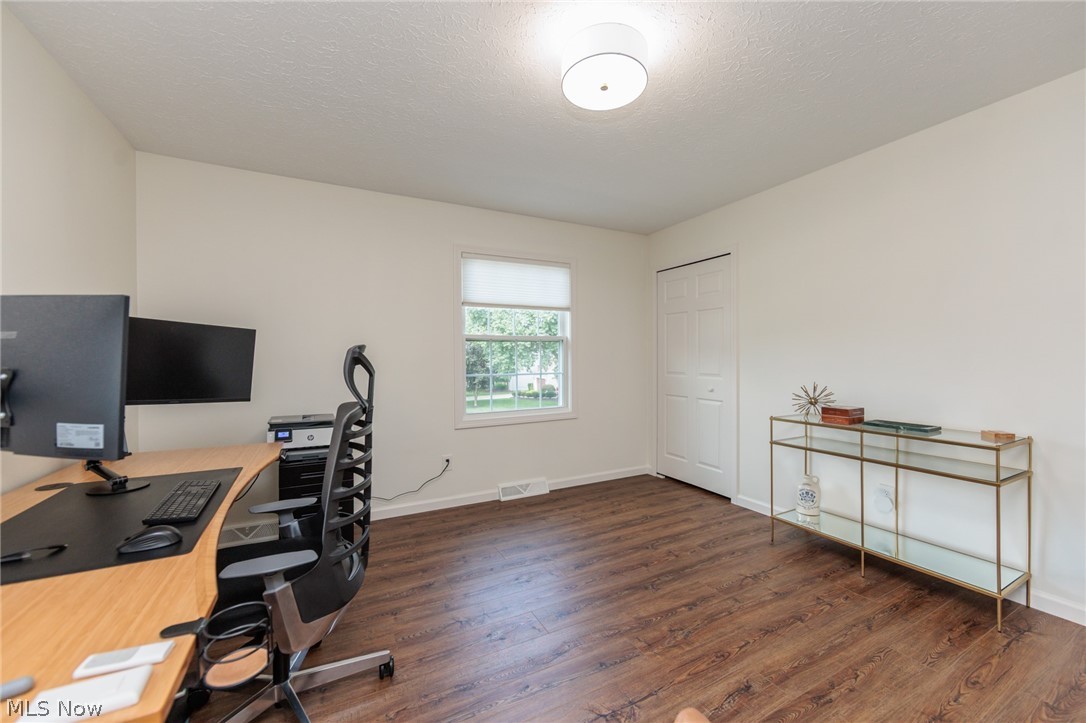 5841 Royal Drive Willoughby OH 44094