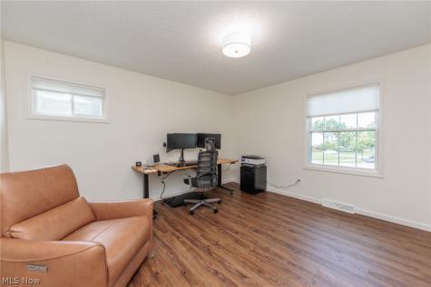 5841 Royal Drive Willoughby OH 44094