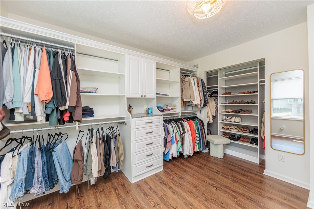 5841 Royal Drive Willoughby OH 44094