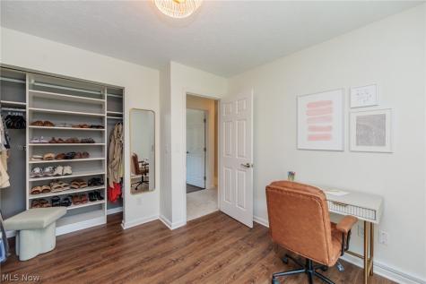 5841 Royal Drive Willoughby OH 44094