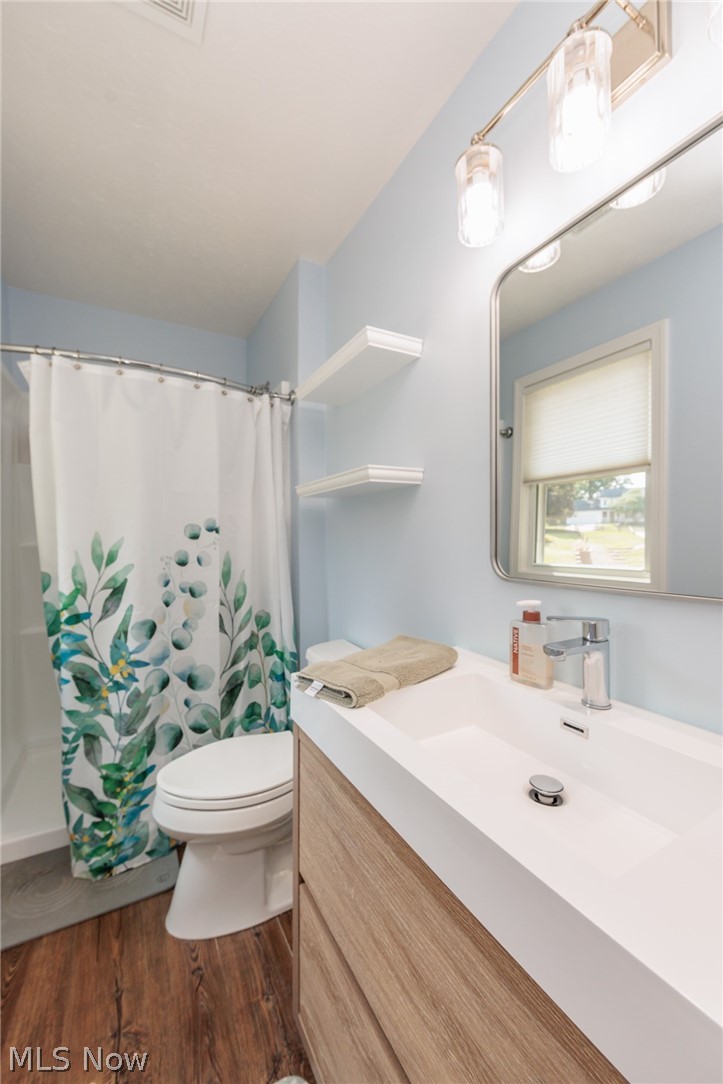 5841 Royal Drive Willoughby OH 44094