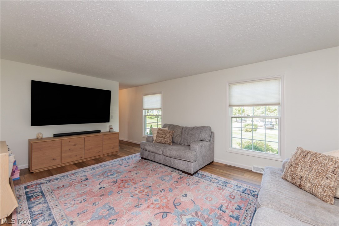 5841 Royal Drive Willoughby OH 44094