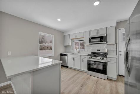 4131 W 145th Street Cleveland OH 44135