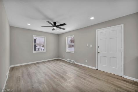 4131 W 145th Street Cleveland OH 44135