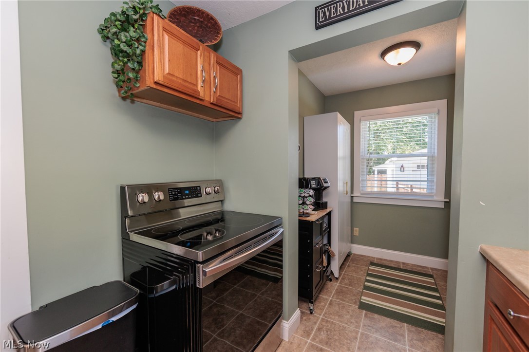 796 Graceland Avenue Barberton OH 44203