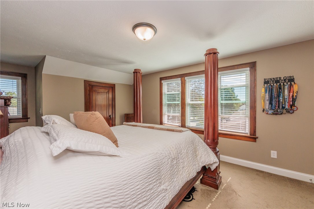796 Graceland Avenue Barberton OH 44203