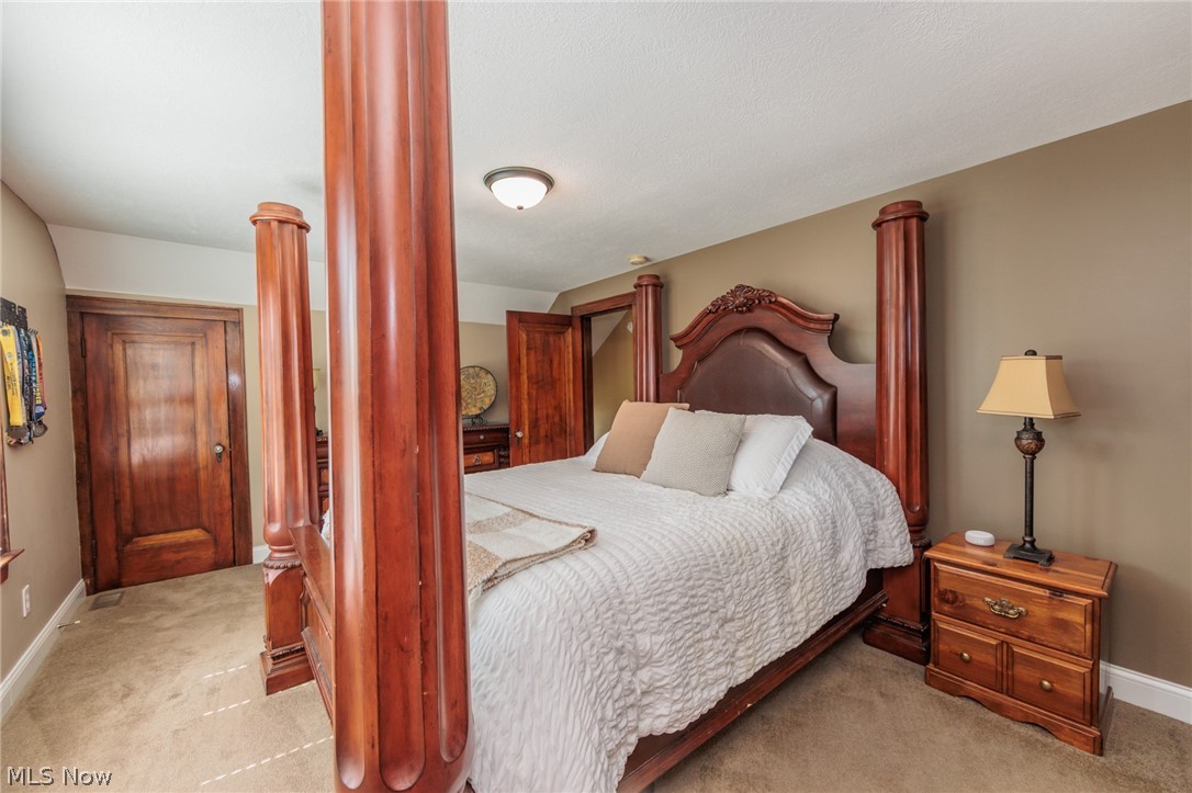 796 Graceland Avenue Barberton OH 44203