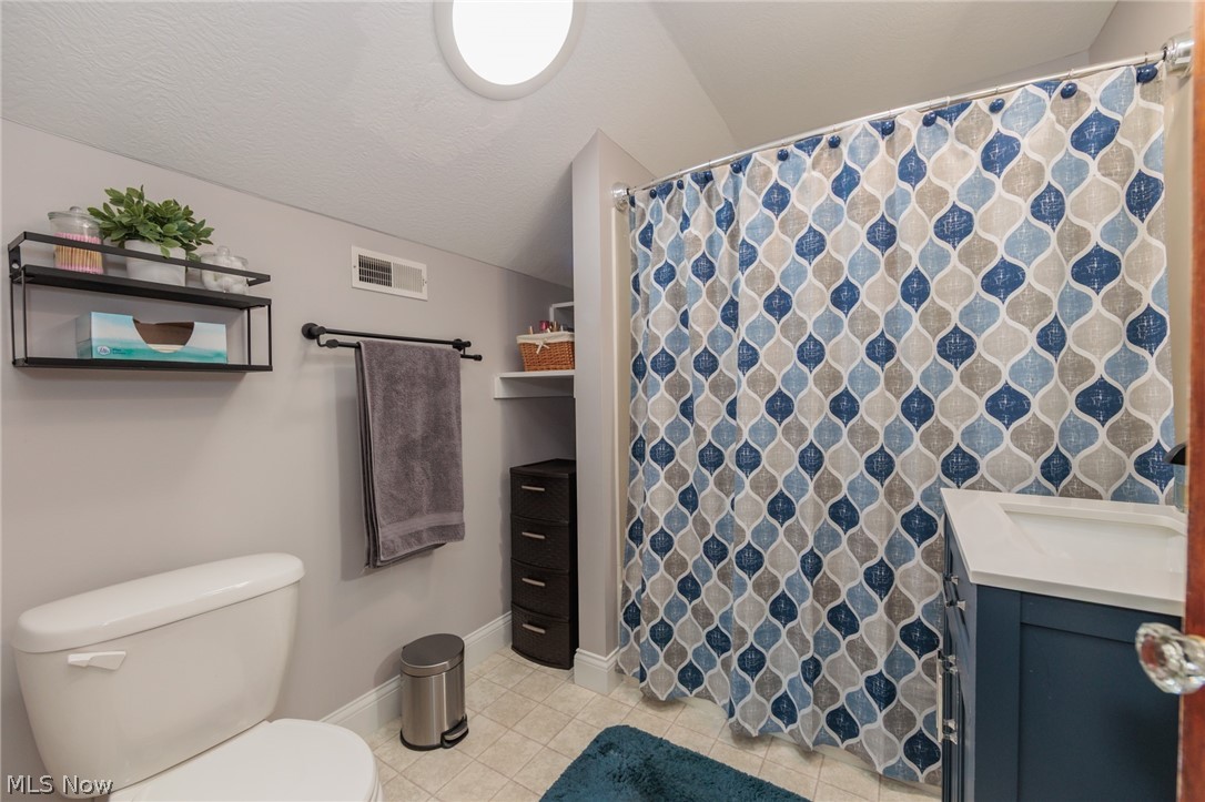 796 Graceland Avenue Barberton OH 44203