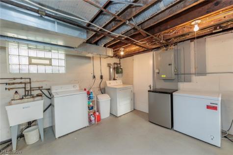 796 Graceland Avenue Barberton OH 44203