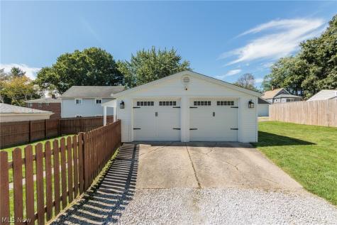 796 Graceland Avenue Barberton OH 44203