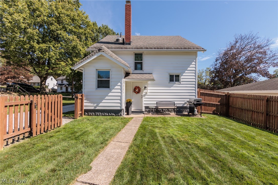 796 Graceland Avenue Barberton OH 44203