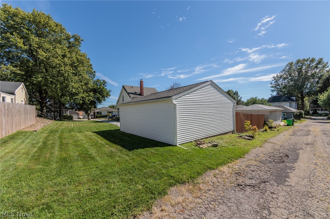796 Graceland Avenue Barberton OH 44203