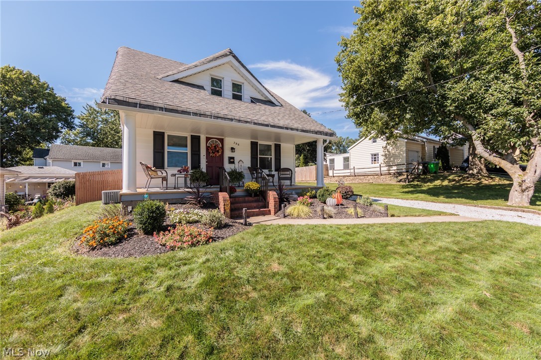 796 Graceland Avenue Barberton OH 44203