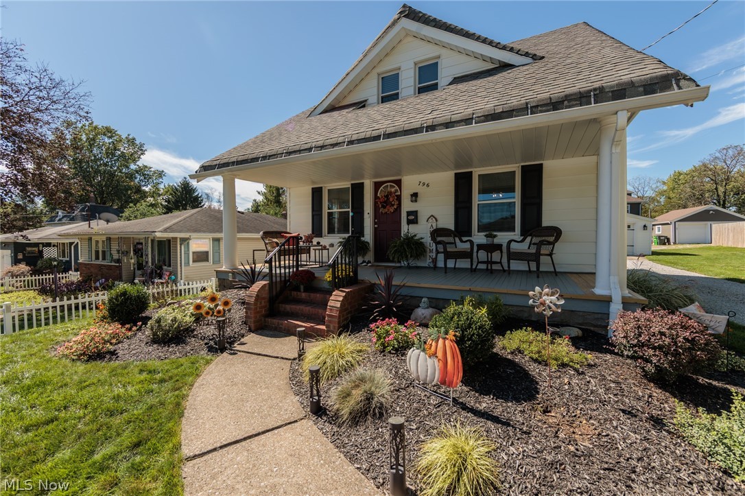 796 Graceland Avenue Barberton OH 44203