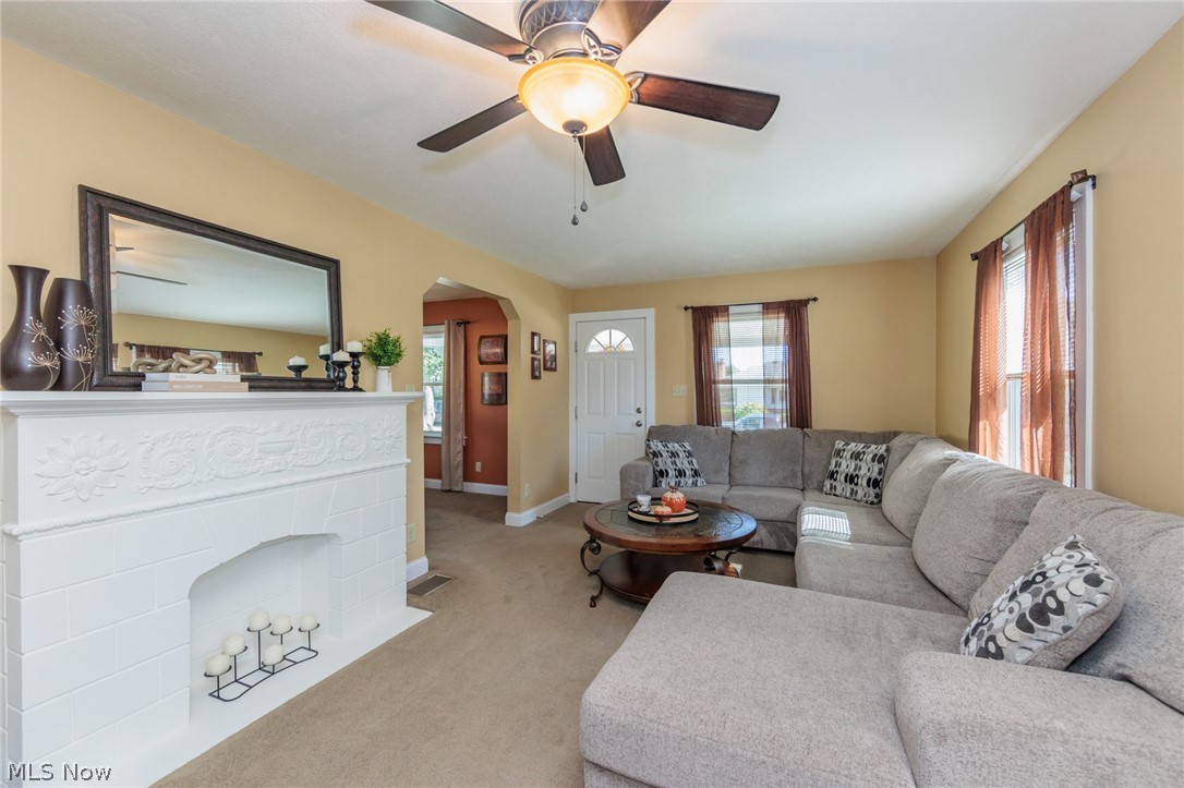 796 Graceland Avenue Barberton OH 44203