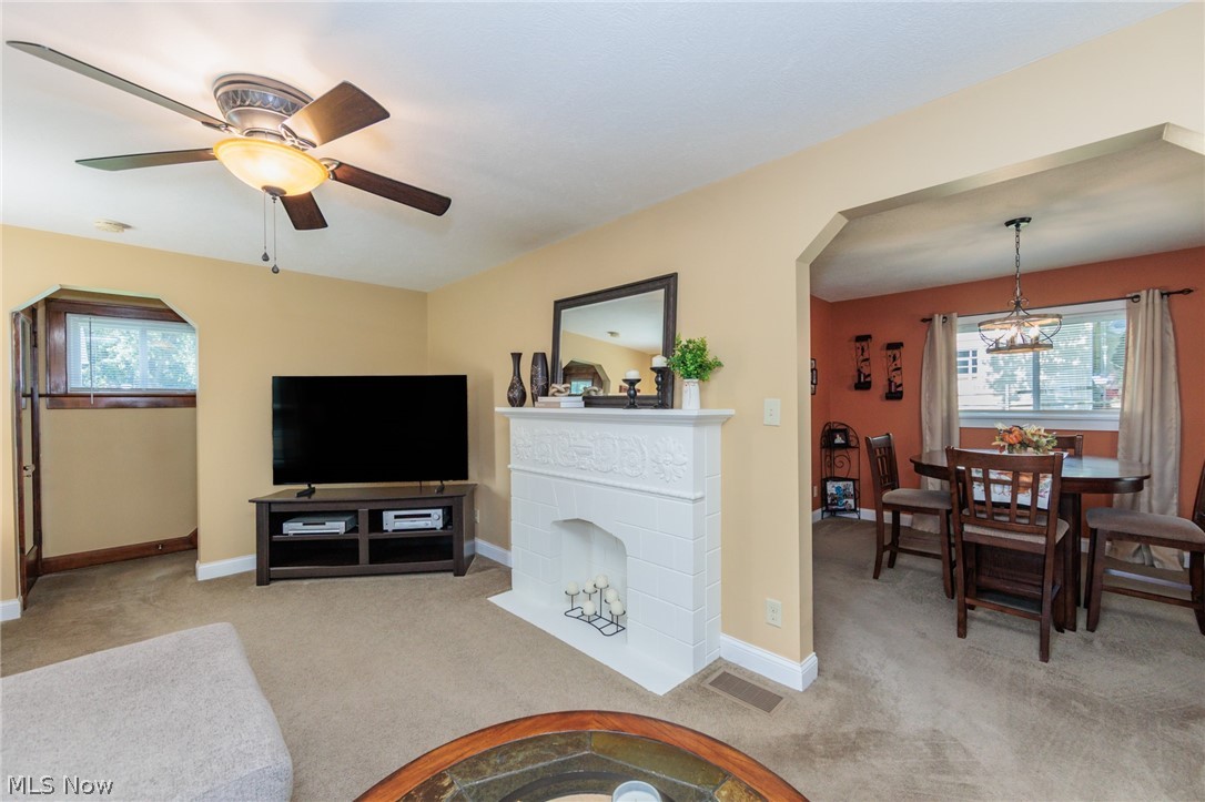 796 Graceland Avenue Barberton OH 44203