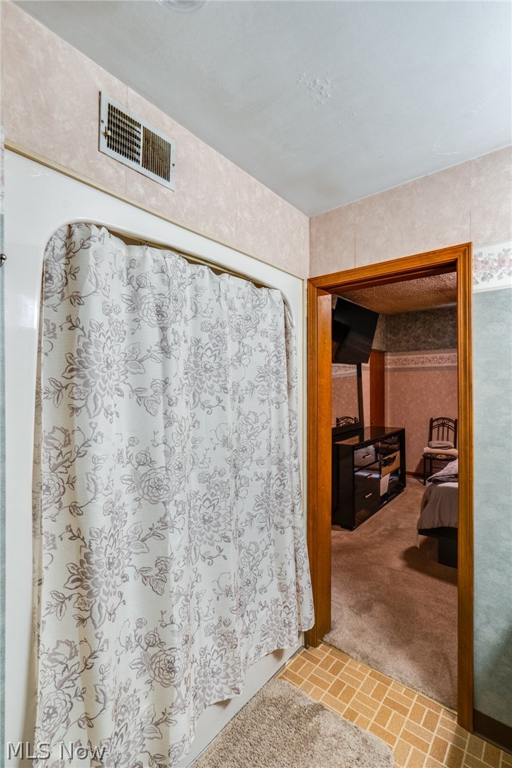 763 Lindsay Avenue Akron OH 44306