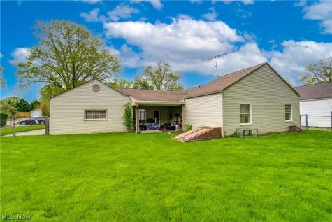 763 Lindsay Avenue Akron OH 44306