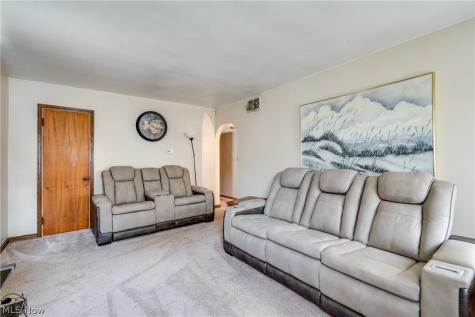 763 Lindsay Avenue Akron OH 44306