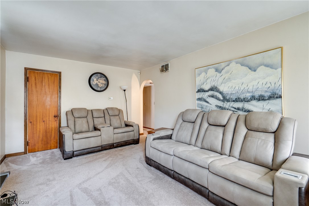 763 Lindsay Avenue Akron OH 44306
