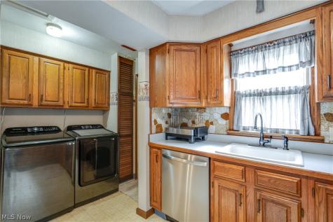 763 Lindsay Avenue Akron OH 44306
