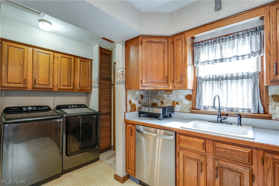 763 Lindsay Avenue Akron OH 44306